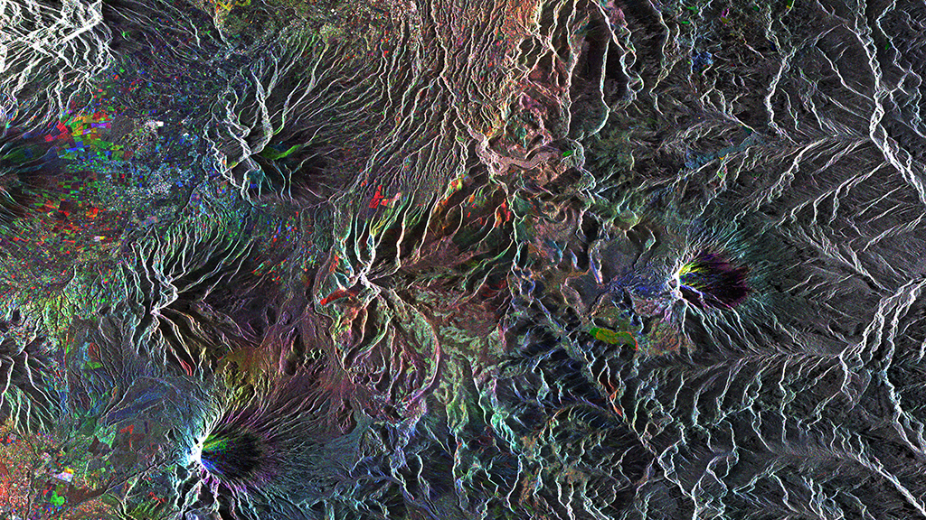 Ecuador’s Volcanoes from Space